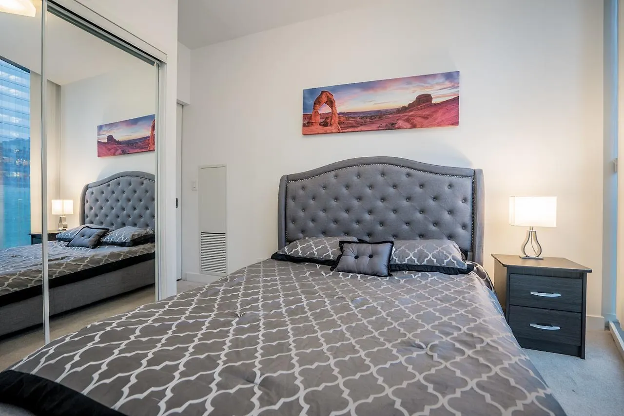 Aaira Suites York St Toronto Kanada