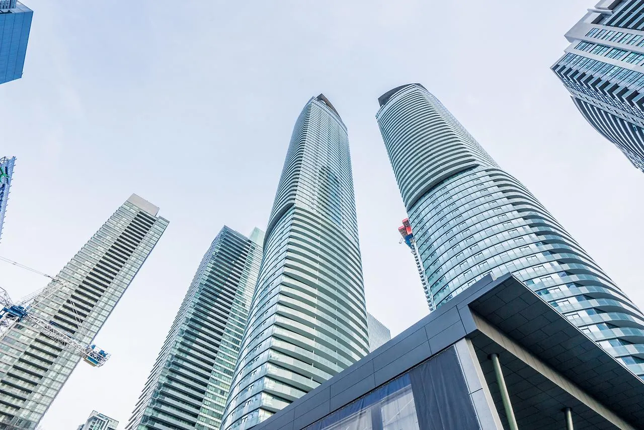 Lägenhet Aaira Suites York St Toronto